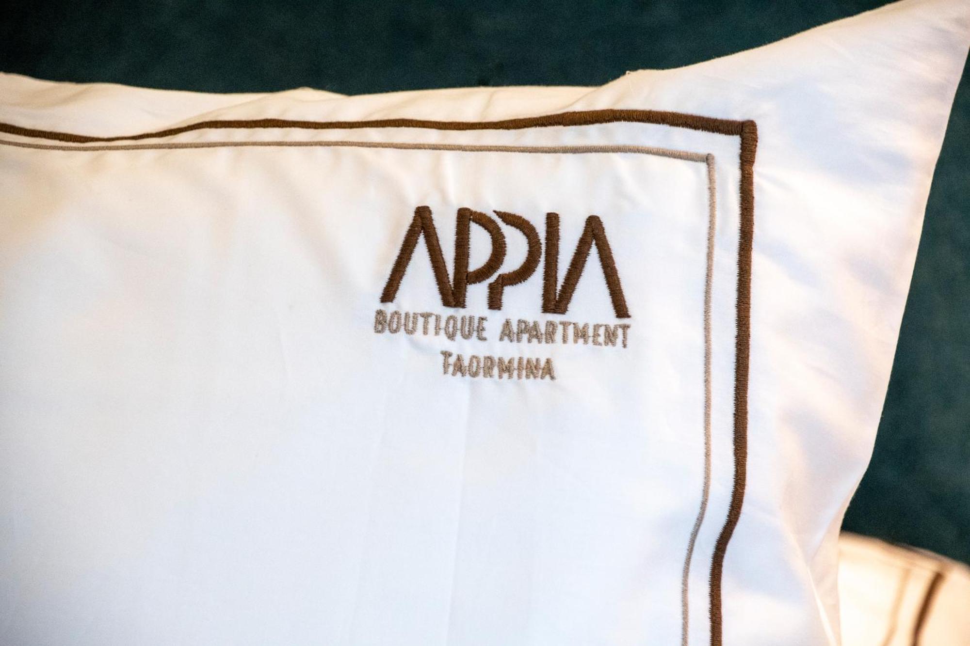 Appia Boutique Apartment Таормина Екстериор снимка